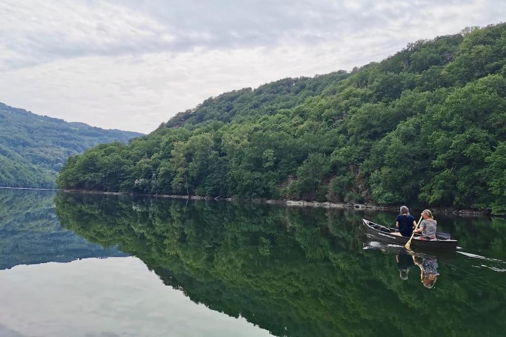 Lake House I // Alauzet Ecolodge + Nature Spa Castelnau-de-Mandailles Exterior foto